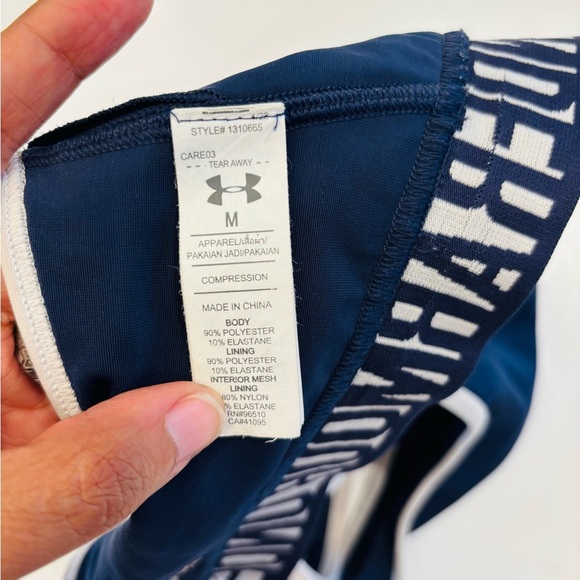 Under Armour Navy and White Sports Bra size Medium - Picture 6 of 6